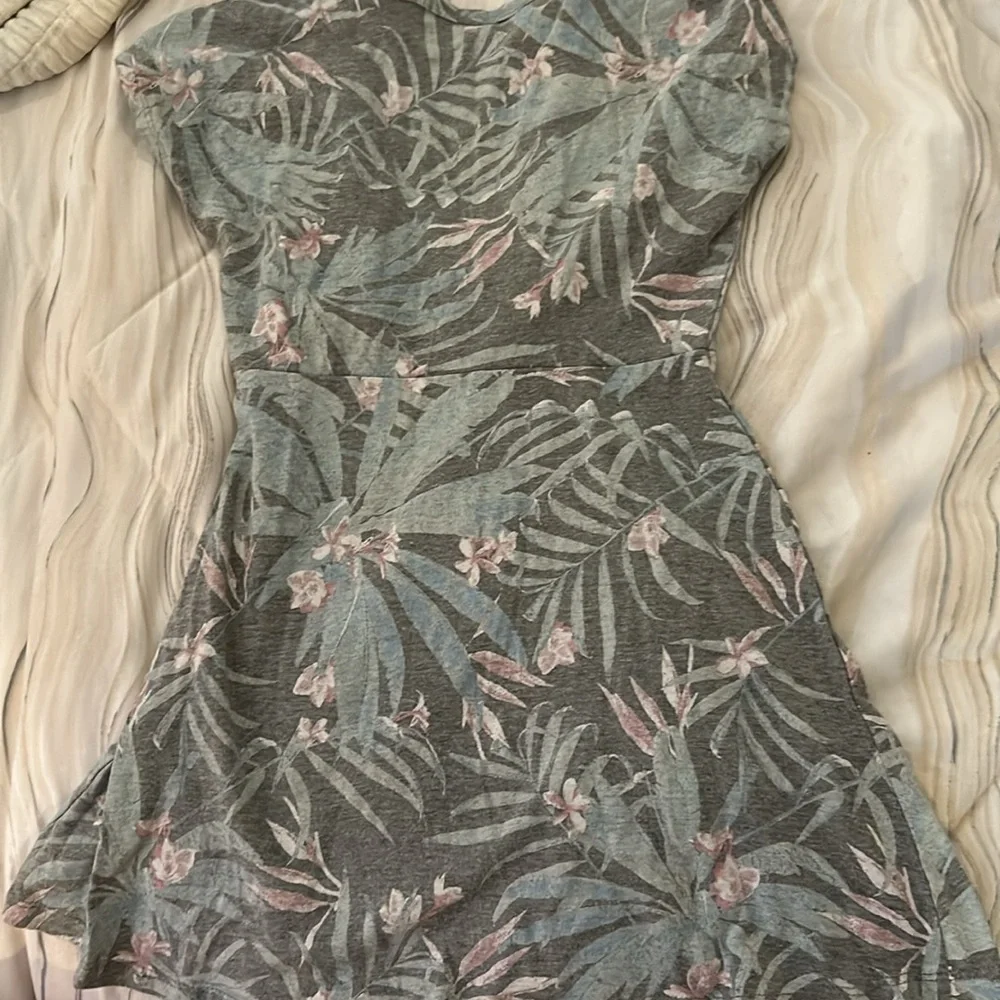 EUC Grayson Threads Gray Tropical Print Dress Size 6/6x